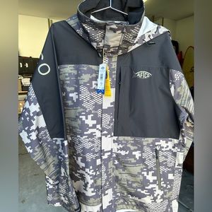 AFTCO men’s Barricade Jacket Large green acid camo